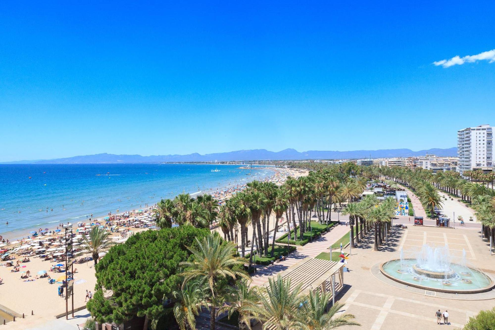 Uhc Santillana Family Complex Salou Bilik gambar