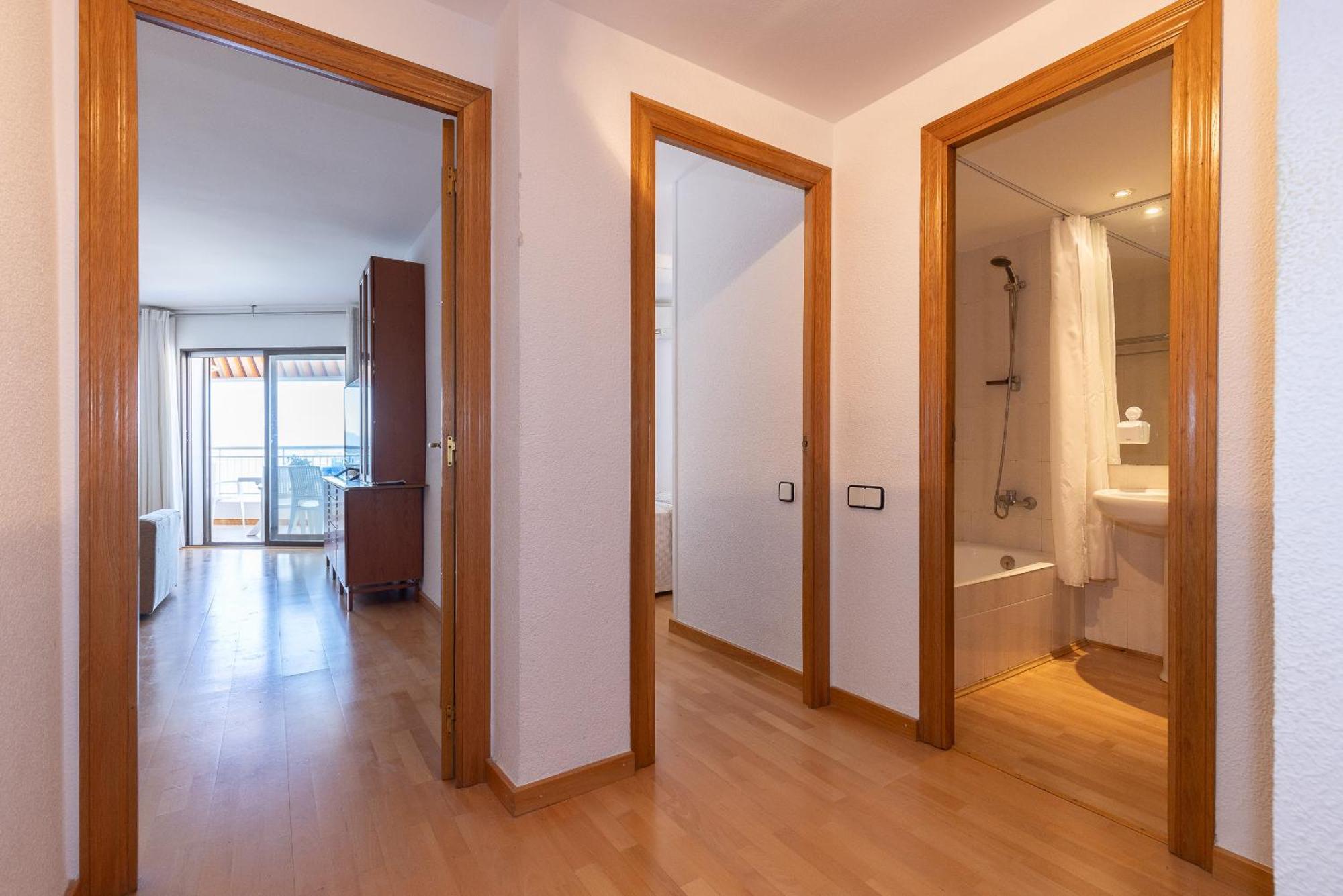 Uhc Santillana Family Complex Salou Bilik gambar